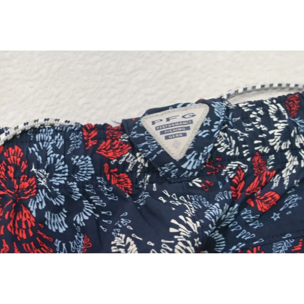 Columbia‎ PFG Fishing Shorts Mens Small Navy Floral Swim Trunks Excellent
